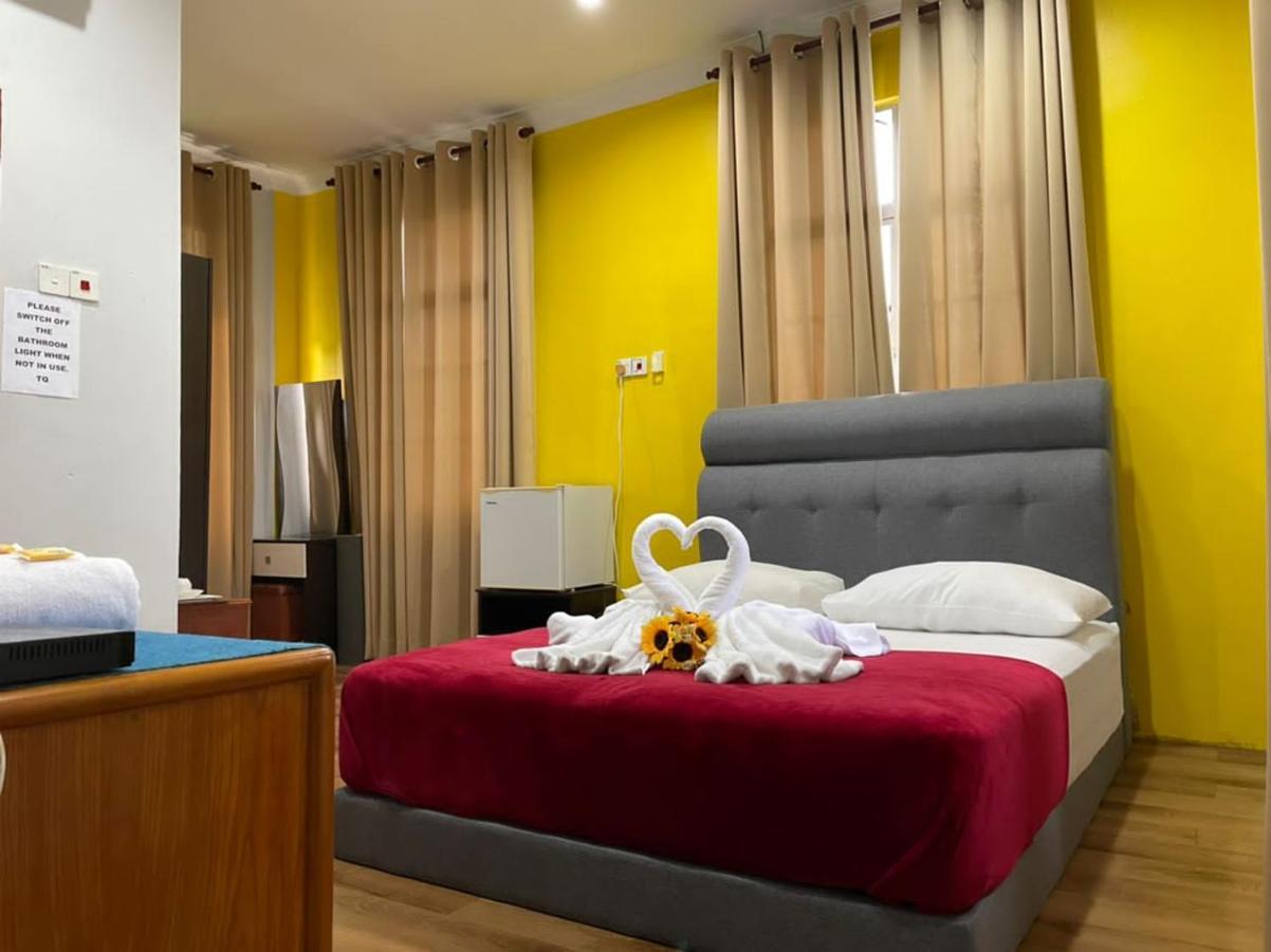 Samudera Hotel Кампунг-Куала-Бесут Экстерьер фото